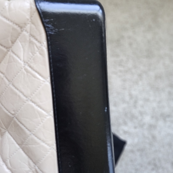 CHANEL Gabrielle Hobo (Discontinued) - Picture 7 of 15